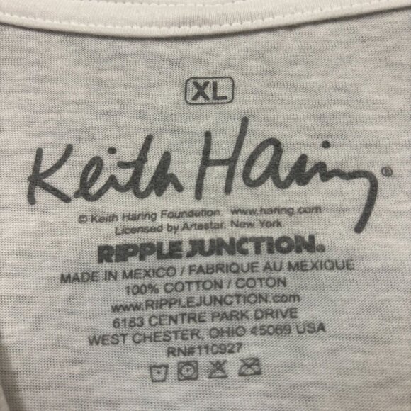 Keith Haring Carrying Heart T-Shirt Size Extra Large - Picture 4 of 5